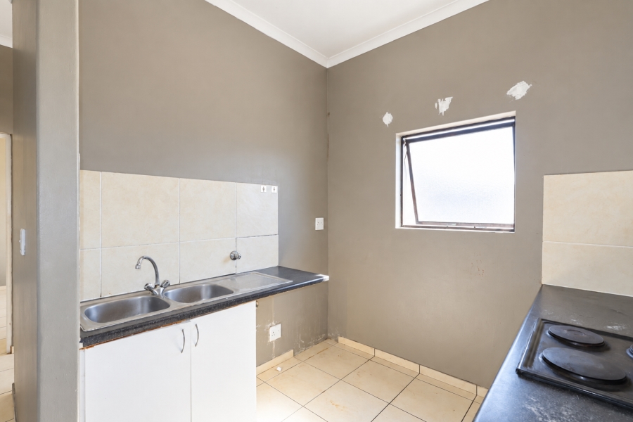 2 Bedroom Property for Sale in Parklands East Western Cape